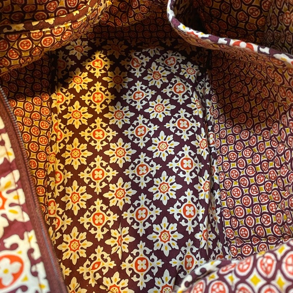 Vera Bradley Large Weekender Travel Bag - VINTAGE MEDALLION - Picture 14 of 14